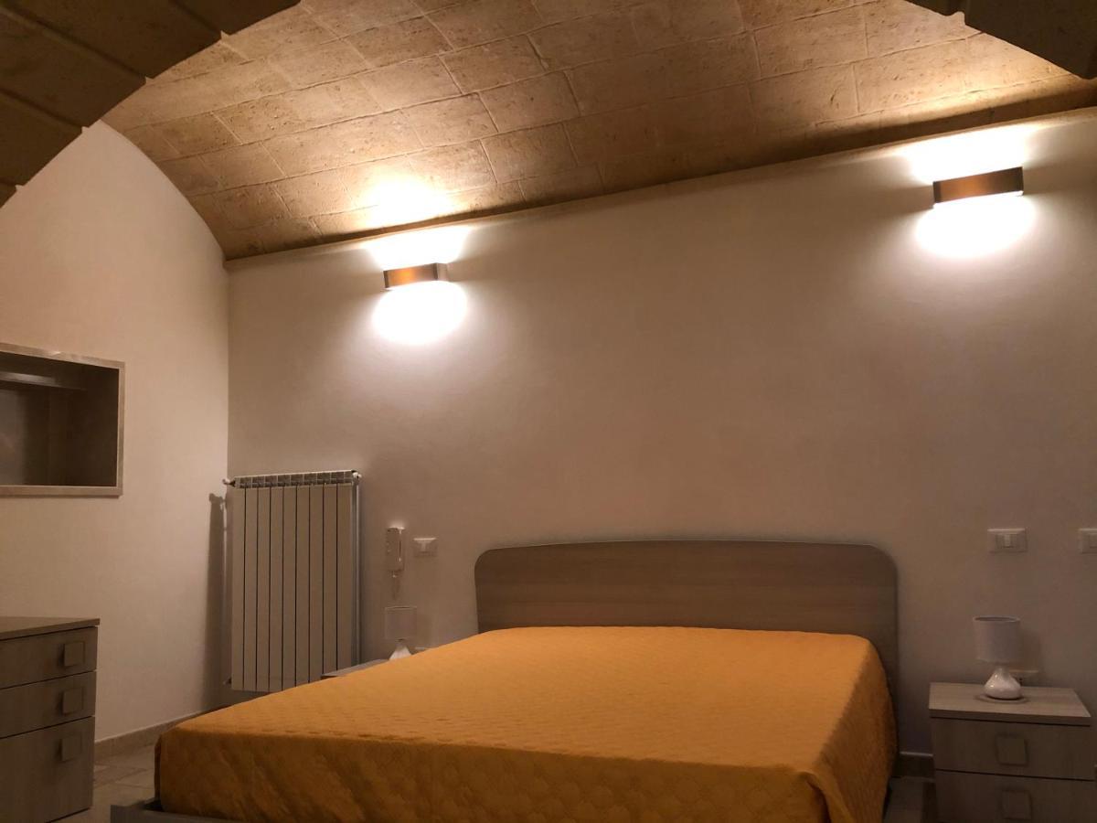 La Perla Di Giada Panzió Grottaglie Kültér fotó